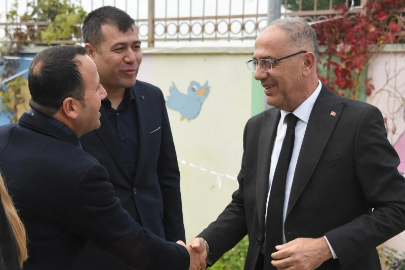 İbrahim Naci YAPAR; ÖZEL ÇOCUKLARLA BULUŞTU