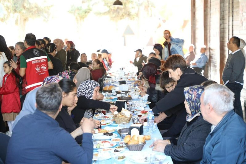 İskenderun Belediye Başkanı Mehmet Dönmez, 3 Aralık Dünya Engelliler Günü