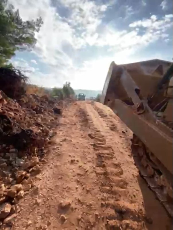 HANYOLU HALKI SORUNLU YOLA ÇÖZÜM BEKLİYOR