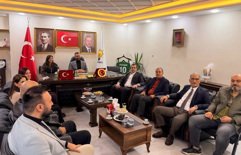 ZEHRA EREN’DEN DEMİRİ’YE TEBRİK ZİYARETİ