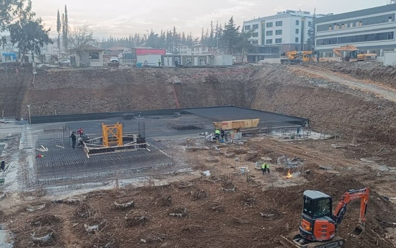 ANTAKYA BELEDİYESİ YENİ YERİNDE YENİDEN YÜKSELİYOR