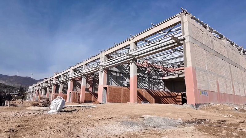 BELEN SANAYİ SİTESİ YÜKSELİYOR