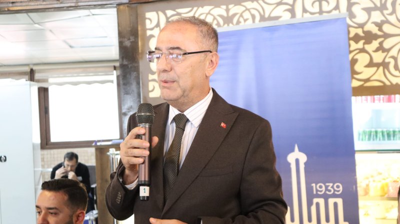 YAPAR: CUMHURBAŞKANIMIZI COŞKUYLA KARŞILAYALIM