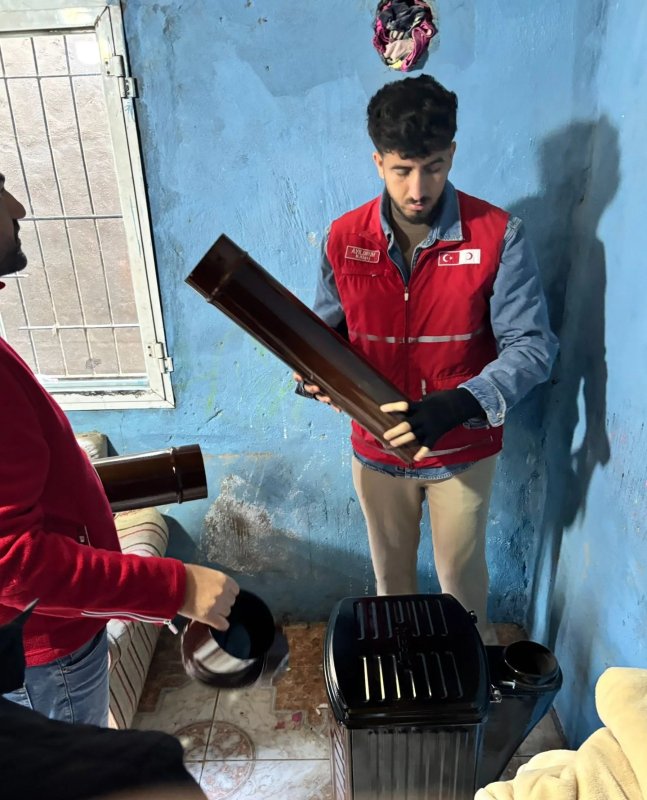 HATAY’DA KIZILAY’DAN KIŞ AYINDA DAYANIŞMA DESTEĞİ