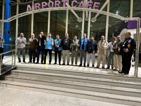 UMRE YOLCULARI DUALARLA UĞURLANDI