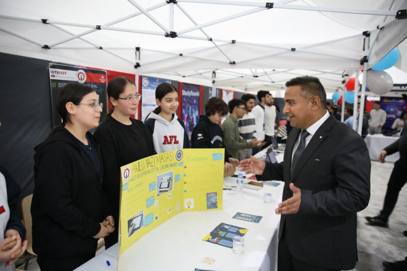 İSTEFEST PROJE PAZARI GERÇEKLEŞTİ