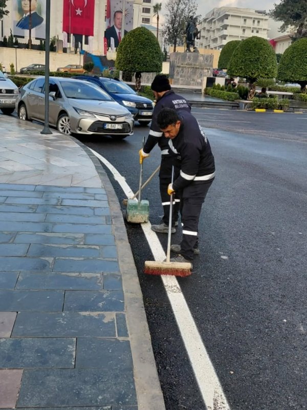 ANTAKYA BELEDİYESİ’NDEN YAĞIŞ SONRASI SEFERBERLİK