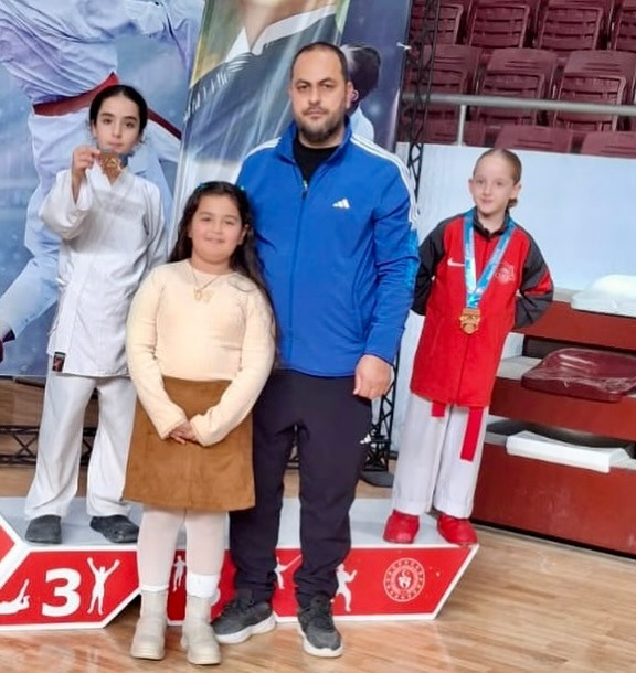 ANTAKYA BELEDİYESİ KARATEDE ZİRVEDE