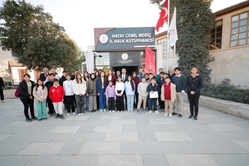 HATAYLI ÖĞRENCİLERE KARNE GÜNÜ KÜLTÜR PROGRAMI