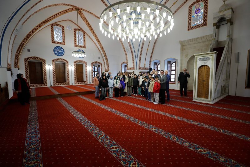 HATAYLI ÖĞRENCİLERE KARNE GÜNÜ KÜLTÜR PROGRAMI