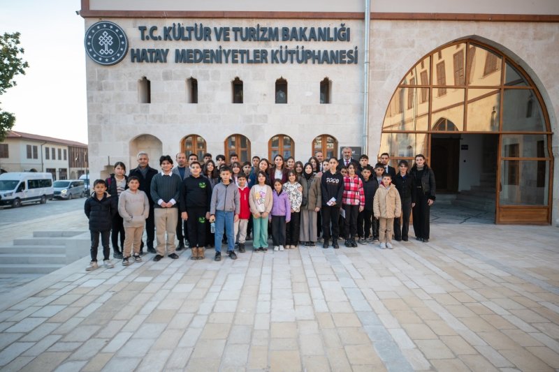 HATAYLI ÖĞRENCİLERE KARNE GÜNÜ KÜLTÜR PROGRAMI