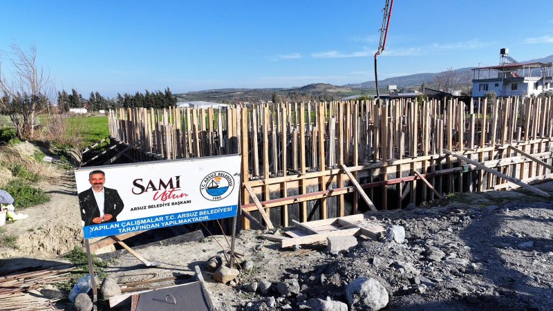 ÜSTÜN: “ÜÇGÜLLÜK SALONUNU EN KISA SÜREDE TAMAMLAYACAĞIZ”  