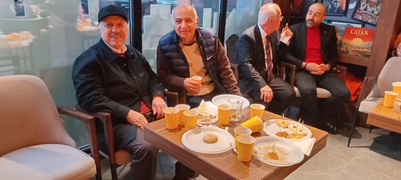 AYDEĞER: HOOD CAFE HATAYLILARIN BULUŞMA NOKTASI OLDU