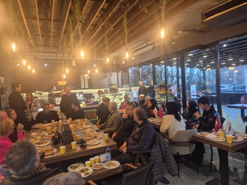 AYDEĞER: HOOD CAFE HATAYLILARIN BULUŞMA NOKTASI OLDU