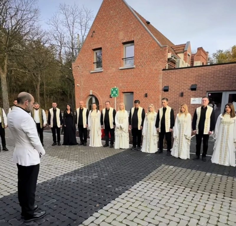 Medeniyetler Korosu Atatürk’ü Brüksel’de Andı