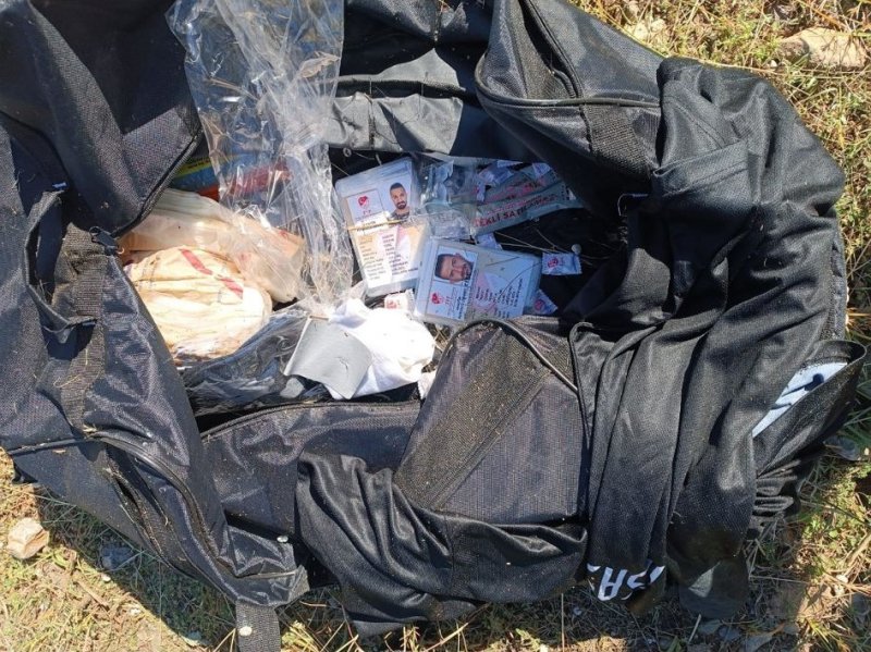 Mesa Spor Kulübü'nün çalınan lisansları, tesislerin yanındaki otluk alanda bulundu