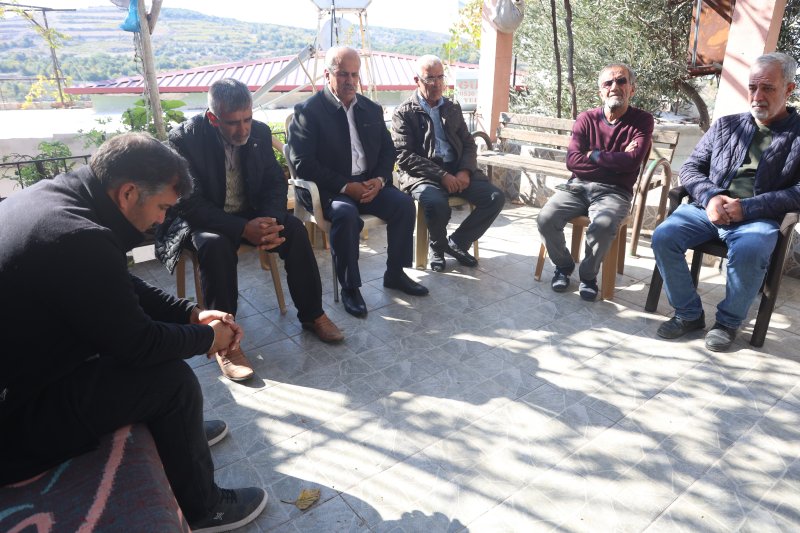 Kaldığı yurdun bahçesinde cansız bedeni bulunan genç kız toprağa verildi