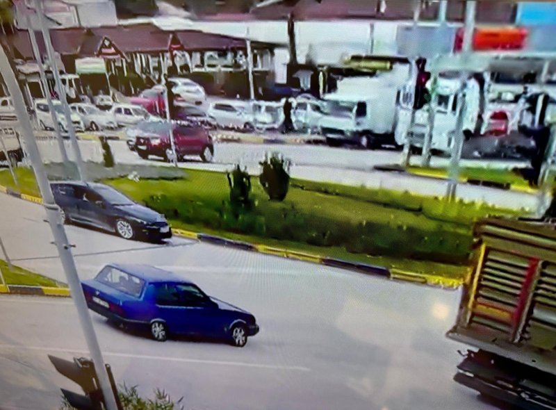 Kamyonun çarptığı adam yaya hayatını kaybetti