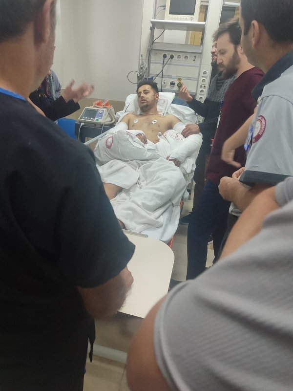 Düğününe bir hafta kala davetiye dağıtırken kaza geçiren gencin hayalleri yarıda kaldı