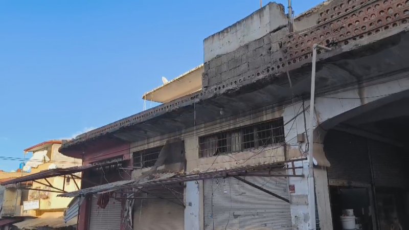 Reyhanlı'da Fırtına Manavın Çatısını Uçurdu