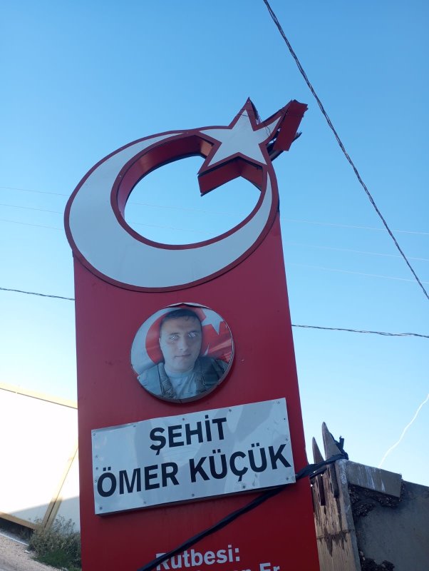 Şehit anasının gözyaşlarına evladının silah arkadaşları son verdi