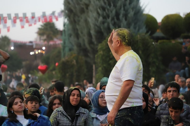 Altınözü’nde color fest etkinliği düzenlendi