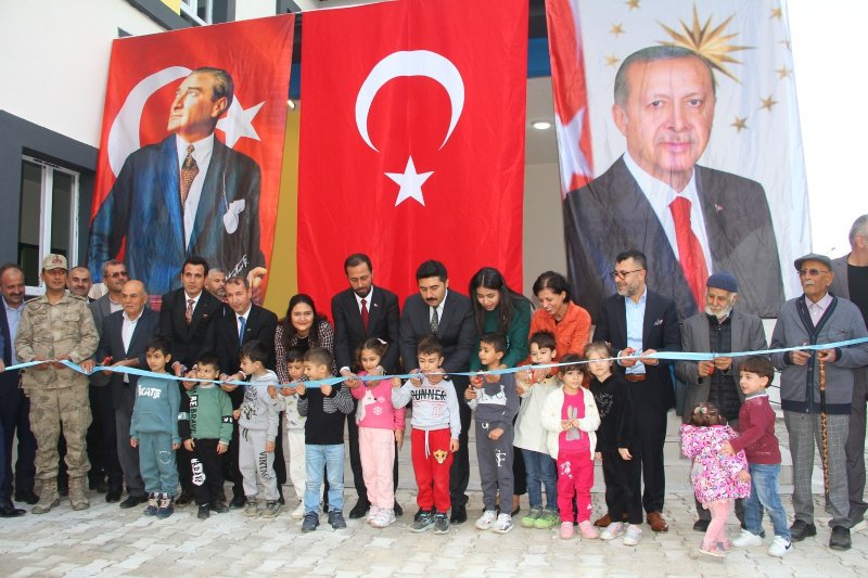 Yayladağı’nda Krefeld Anaokulu törenle açıldı 