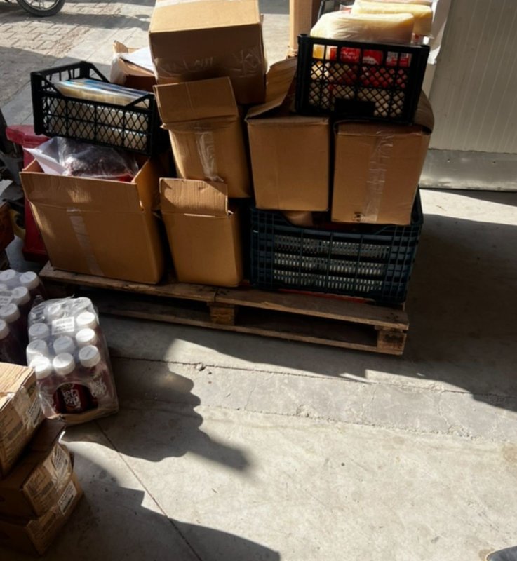 Sucuk, peynir, ketçaptan oluşan 1 ton gıda malzemesi toprağa gömülerek imha edildi