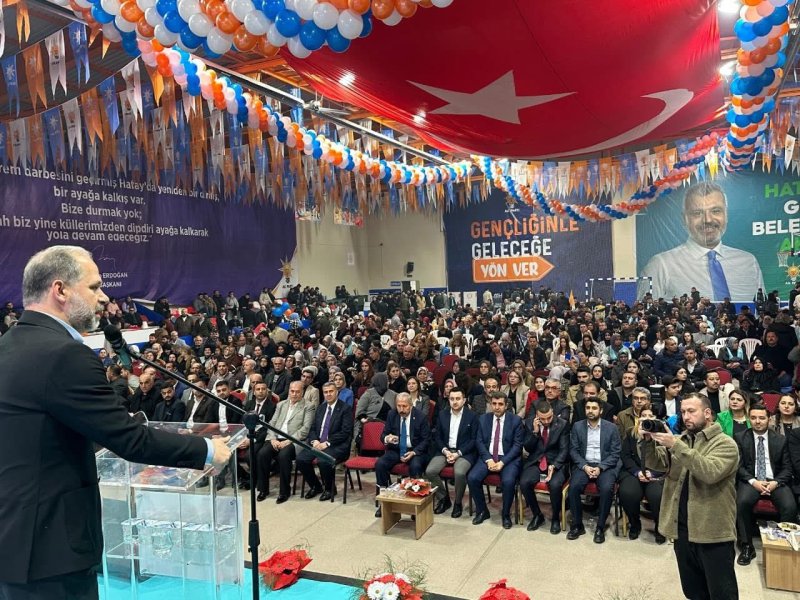 AK PARTİ İL GENÇLİK KOLLARI BAŞKANI AKIN’A KONGREDE TAM DESTEK