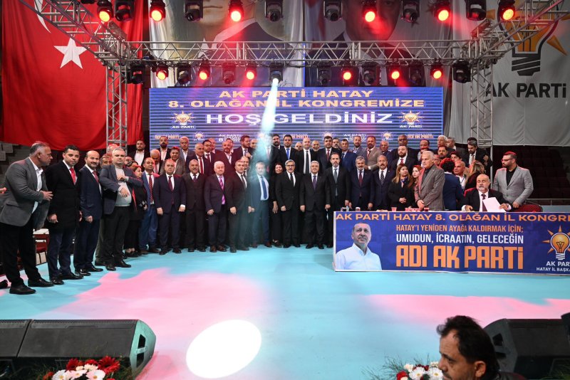 AK Parti Hatay 8. Olağan İl Kongresi gerçekleştirildi Kaynak Linki = https://www.hatayinternettv.com/haber/ak-parti-hatay-8-olagan-il-kongresi-gerceklestirildi-890136