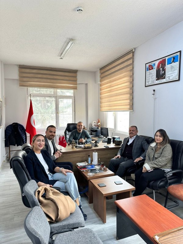 BAYRAKDAR’DAN ÖĞRETMENLERE PROMOSYON MÜJDESİ