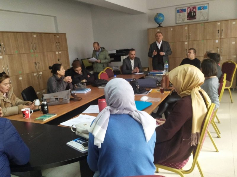 BAYRAKDAR’DAN ÖĞRETMENLERE PROMOSYON MÜJDESİ