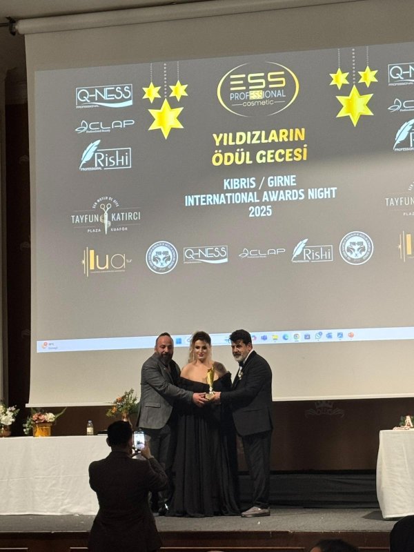 HATAYLI KUAFÖRE "ALTIN" ÖDÜL