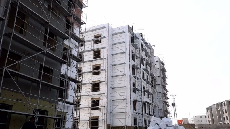 DEFNE’DE 3.781 DEPREM KONUTUNUN İNŞAATI SÜRÜYOR 