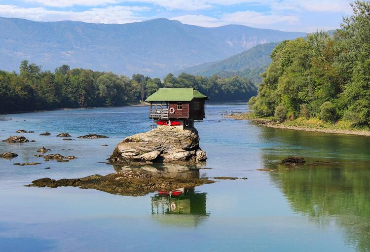 Dünyanın en izole yeri!