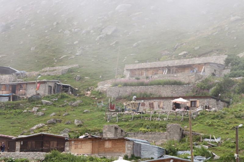 Pandemiden Kaçanlar Akın Ediyor