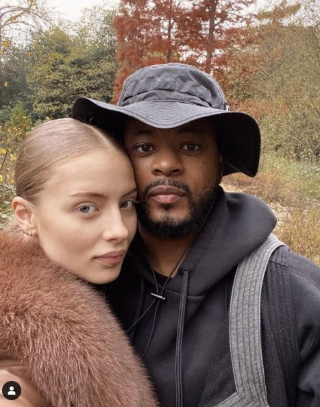 Eşini, kendinden 14 yaş küçük modelle aldatmıştı! Patrice Evra bu kez...