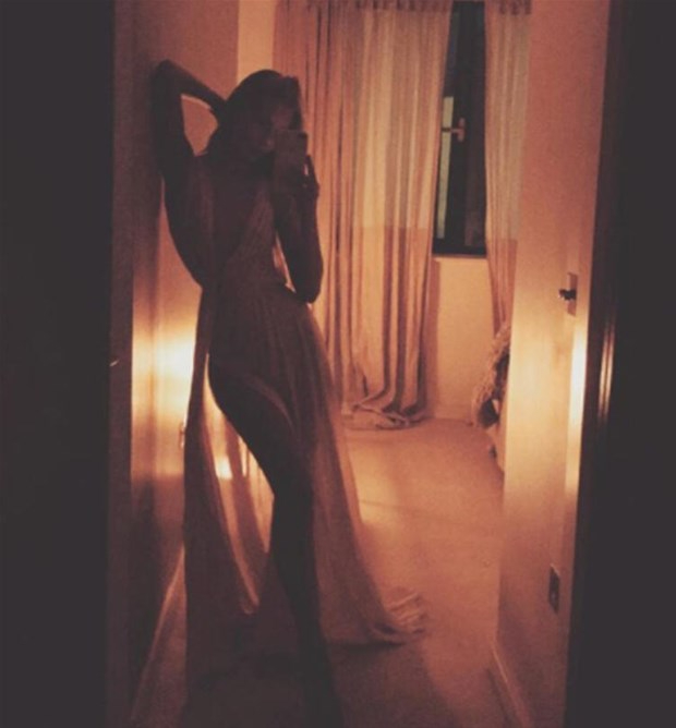 Eşini, kendinden 14 yaş küçük modelle aldatmıştı! Patrice Evra bu kez...