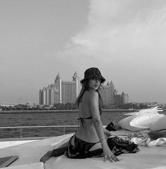 Eşini, kendinden 14 yaş küçük modelle aldatmıştı! Patrice Evra bu kez...