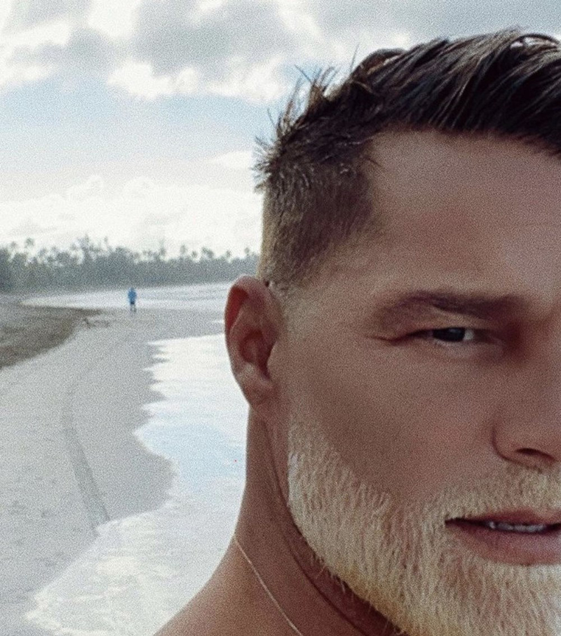 Sosyal medyada ünlüler: Dua Lipa tatilde Kristen Bell sporda