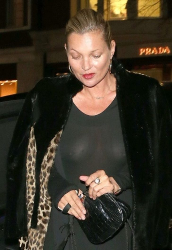 Sütyen takmayı sevmeyen ünlüler