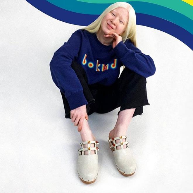 Yetimhaneden podyuma!