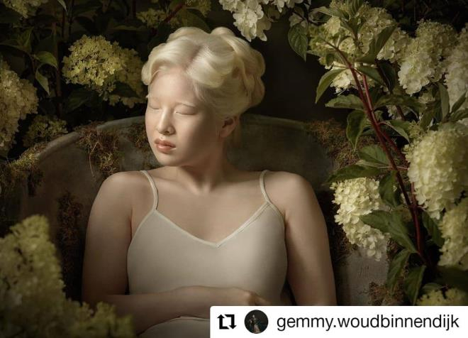 Yetimhaneden podyuma!