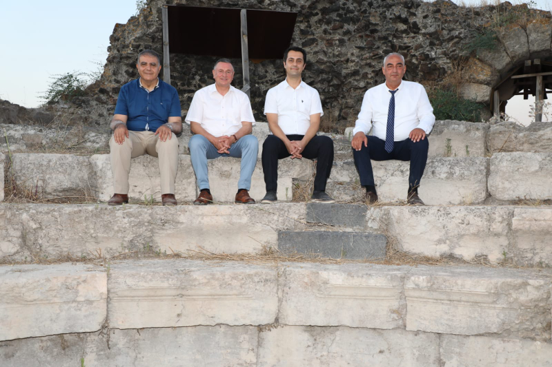 EPIPHANEIA ANTİK KENTİ GÜN YÜZÜNE ÇIKIYOR