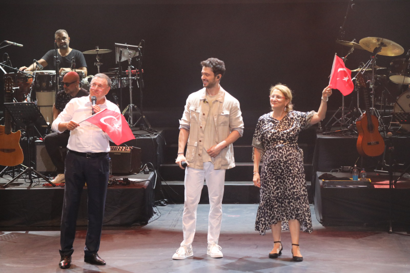 EXPO’DA MURAT BOZ RÜZGÂRI ESTİ