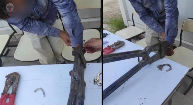 Eline kelepçe sıkışan vatandaşın yardımına itfaiye yetişti