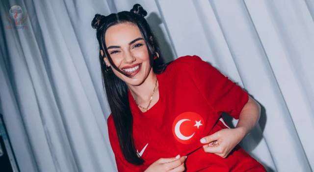 Marilyn Monroe oldu!