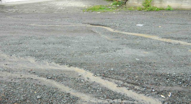 Posofta sağanak yağış ve dolu etkili oluyor