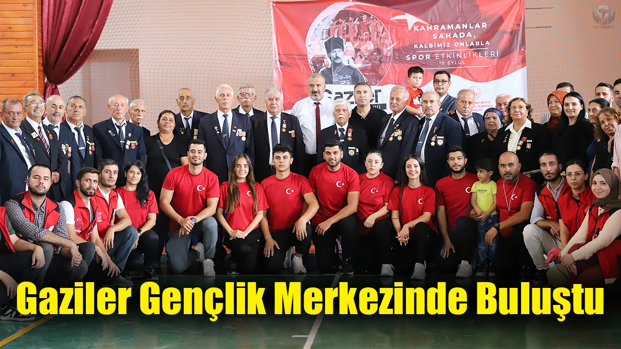 Gaziler, gençlik merkezinde keyifli zaman geçirdi