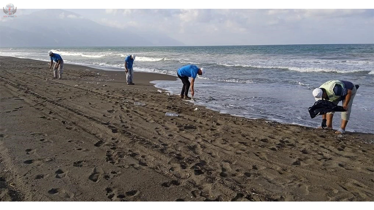 Hatay’ın 158 kilometrelik sahil şeridinde hummalı temizlik